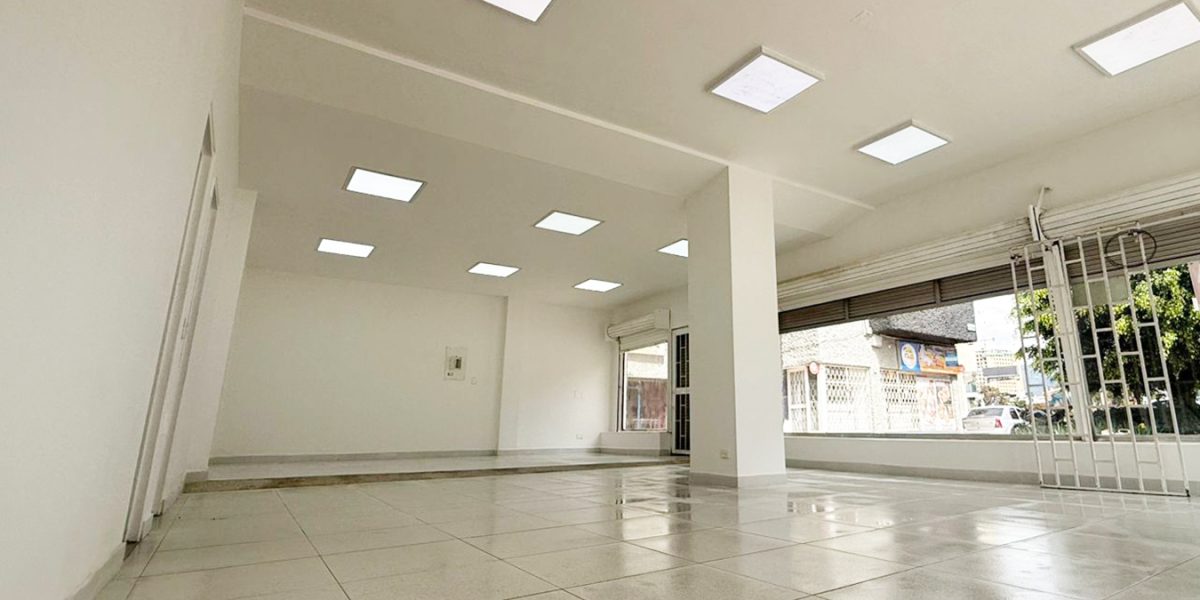 Local Comercial Iserra 100